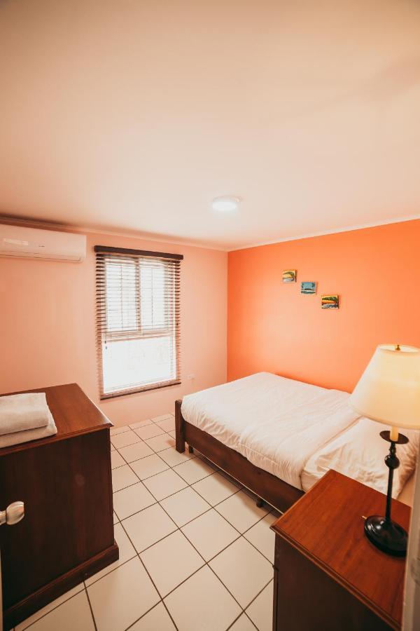 Ser'I Bucurui Accommodations 팜비치 외부 사진