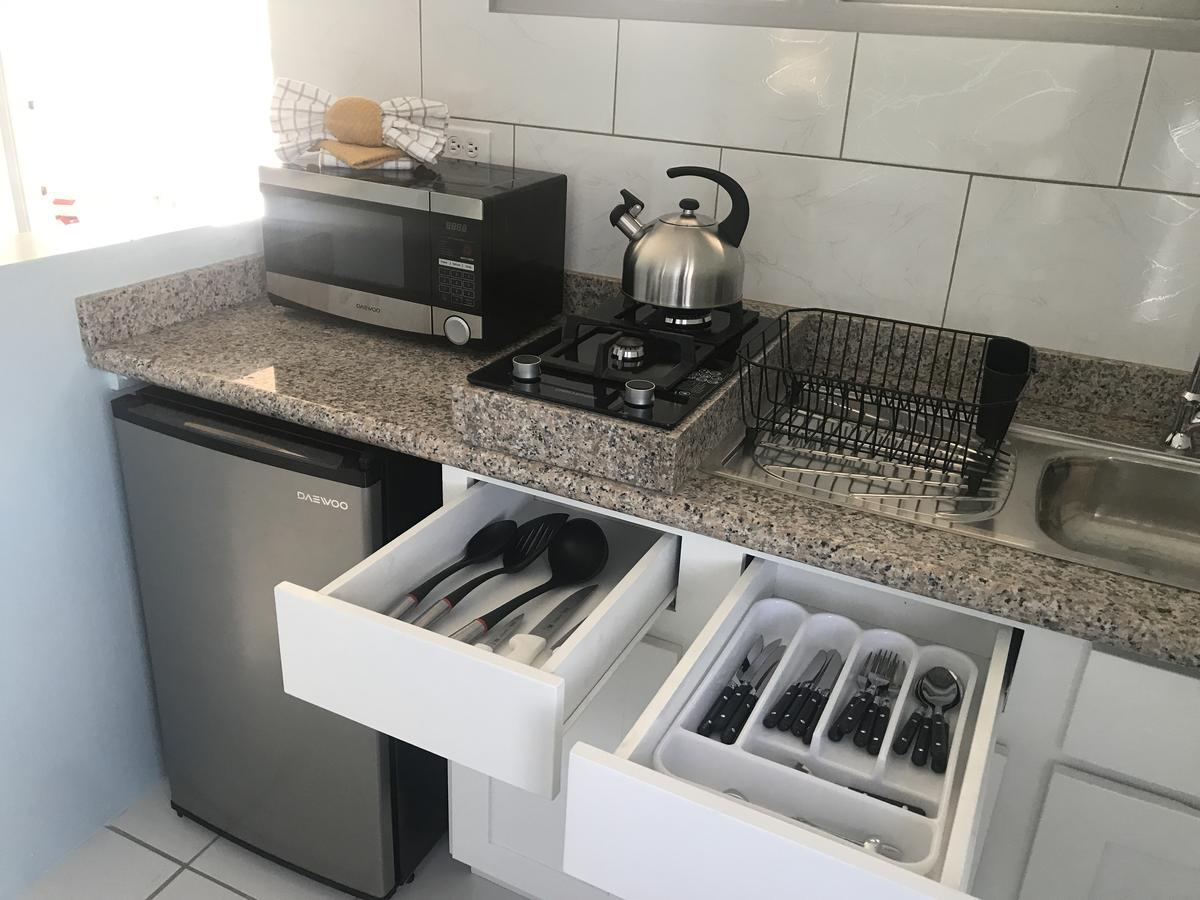 Ser'I Bucurui Accommodations 팜비치 외부 사진